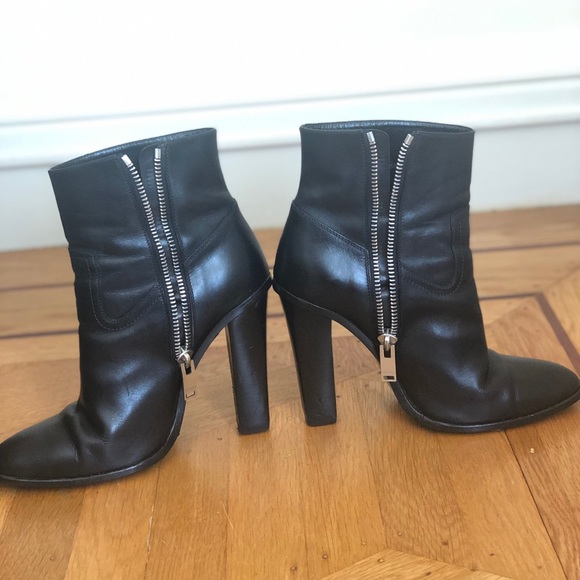 Authentic Saint Laurent black leather zipper boot … fit smaller - Picture 2 of 5